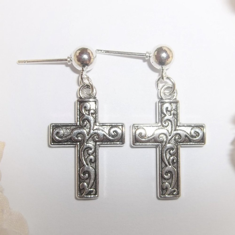 Silver Unisex Cross Earring Set Post Stud NWT 6541